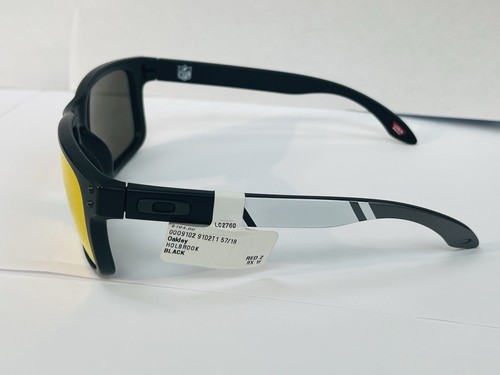 Nuevas gafas de sol Oakley Holbrook OO9102-T155 BUCS 57-18-137 Tampa Bay Buccaneers - Imagen 2 de 10