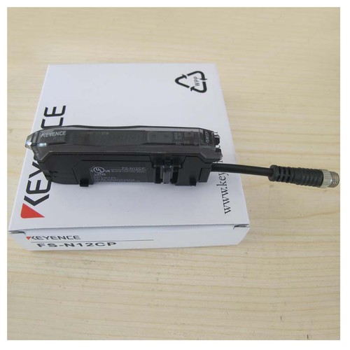 one New keyence FS-N12CP Optical Fiber Amplifier Fast Shipping - Picture 2 of 3