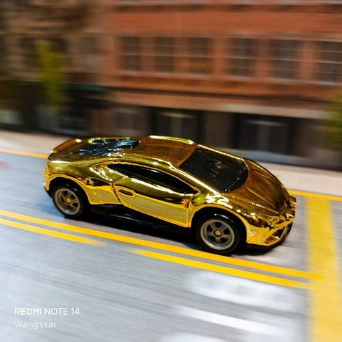 Hot Wheels LAMBORGHINI HURACAN STERRATO Gold CHROME (WANGSTAR CUSTOM) REAL RIDER - Picture 4 of 15