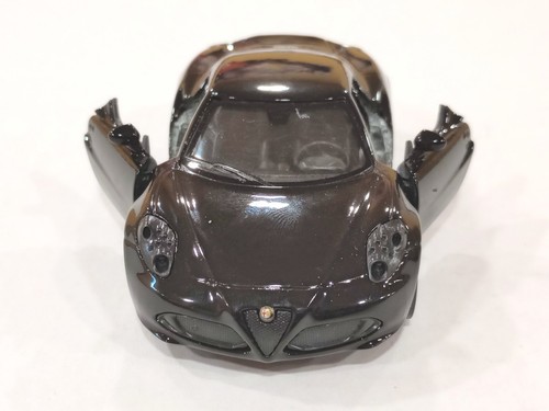 Welly 1/34 Alfa Romeo 4C, Black Diecast Metal Model (#43676) - Picture 6 of 11