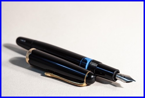 STENO 1950 MONTBLANC Monte Rosa 042 fountain pen black & gold flex STF steel nib - Picture 4 of 9