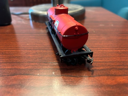 Koppers Chemicals KPCX 508 HO Scale Life-Like Model Train Single Dome Tank Car - Picture 4 of 6