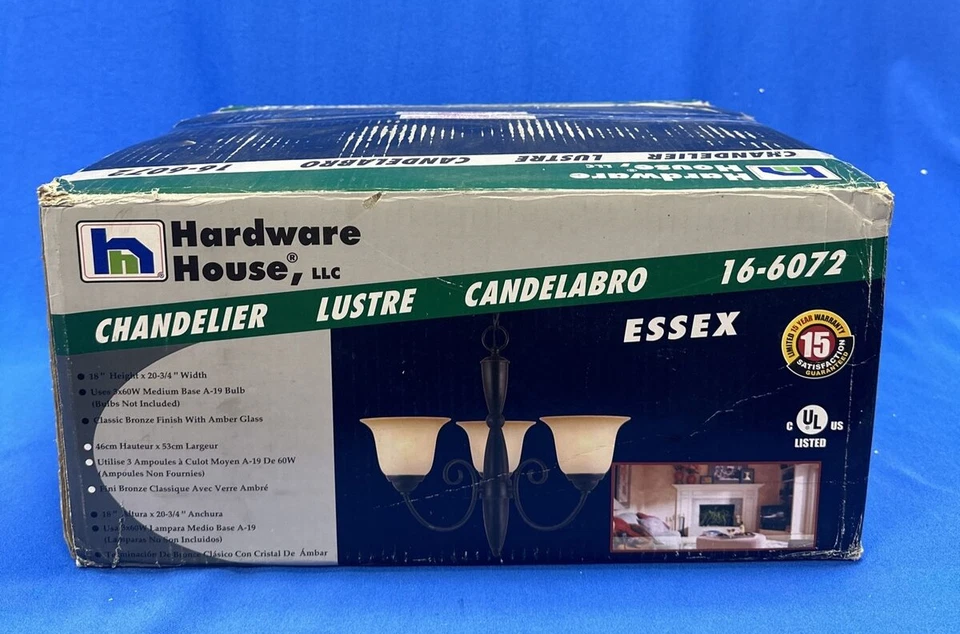 Lámpara de araña Hardware House Essex de 3 luces con acabado clásico de bronce y vidrio ámbar Foto 2 de 4