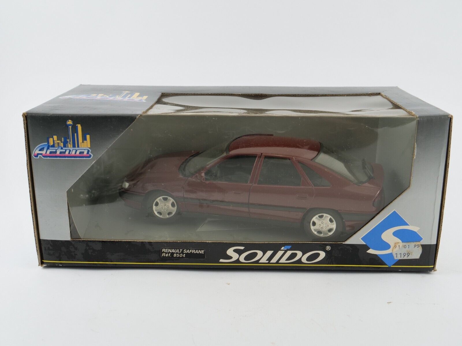 Foto 1 di 8