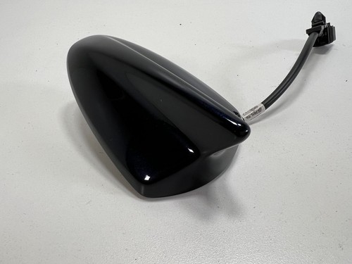 2016-2023 MAZDA MX-5 MIATA RADIO SATELLITE SHARK FIN TRUNK LID ANTENNA COLOR 42M - Picture 4 of 9