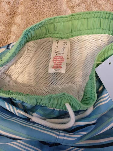 Pantalones cortos de natación F&F para niños de 3 a 4 años nuevos con etiquetas - Imagen 2 de 6