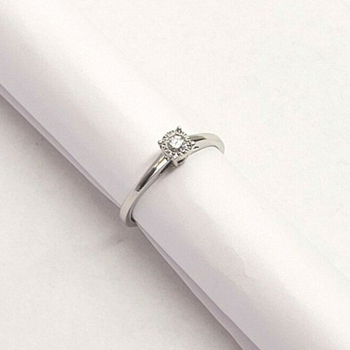 9 Carat White Gold Diamond Solitaire Engagement Ring Size M1/2 - Picture 3 of 12