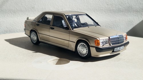 1:18 Mercedes Benz 190 E 2.3-16 (Norev) - Bild 9 von 16