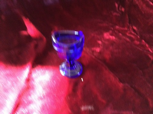 Cobalt Blue Glass Eyewash Cup, 8-Panels, Pedestal Hexagon Stem, Disc Base - Picture 1 of 2