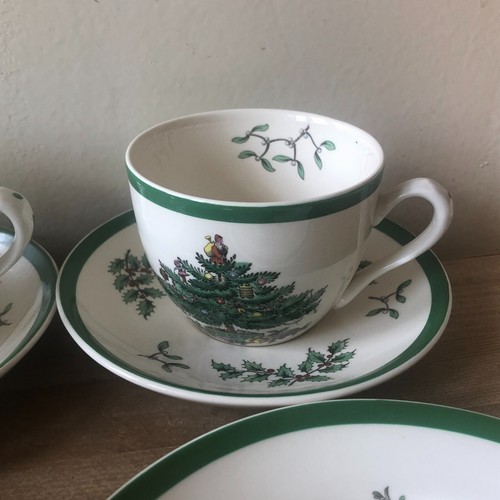 Spode Christmas Tree Group of 4 Bread Plates & 7 Cups & Saucers - Picture 3 of 12