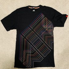 Nike AIR Sportswear Men's SMALL T-Shirt Athletic Black Colored Lines