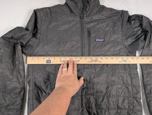 Patagonia Nano Puff Pullover Uomo Piccolo Grigio Forgiato 1/2 Zip DIFETTI - Foto 4 di 12