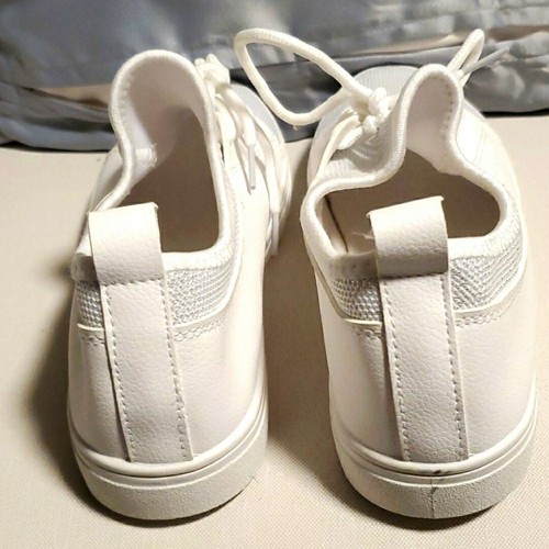 Forever Comfort Lace Up Sneakers - Picture 5 of 5