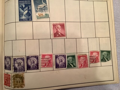 VINTAGE 1953 Illustrated Universal Stamp Album of the World Grossman with stamps - Picture 10 of 12