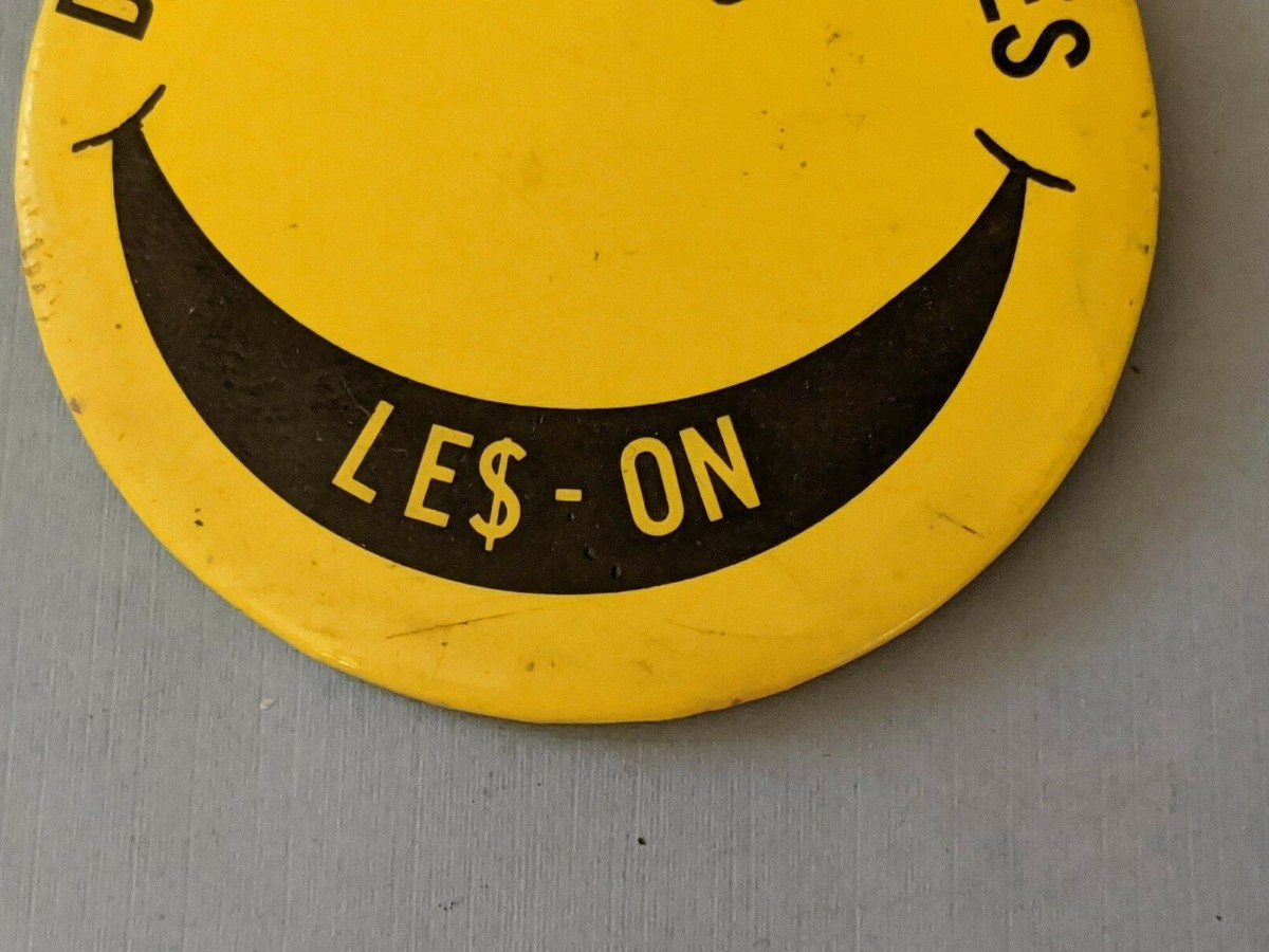 Vintage Smile☘色々割引中☘専用 Vintage Yellow Happy Smiley Face Discount & Drug Stores Le$-on