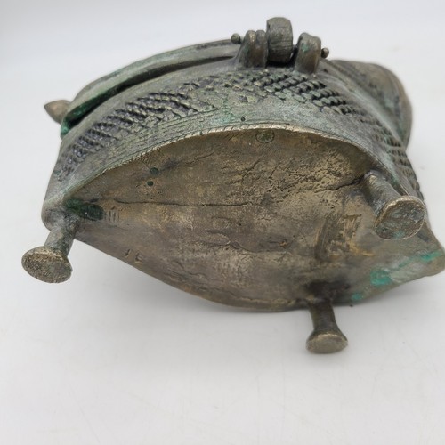 Bronze Metal Heavy Weight Tribal Box Hinged Lid Shell or Snail Shaped Brutalist - Picture 10 of 13