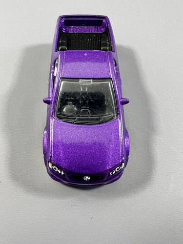 Matchbox Holden UTE SSV-2010 Purple - Picture 9 of 11