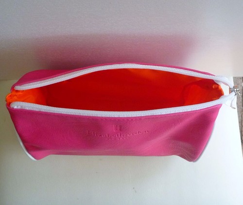 Bolsa de cosméticos de maquillaje rosa Elizabeth Arden, tamaño grande, ¡NUEVA!! - Imagen 5 de 5