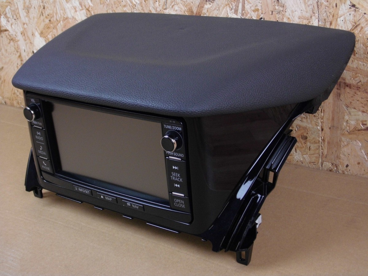 Mitsubishi Eclipse Cross 2020 navigation radio GPS unit W-18