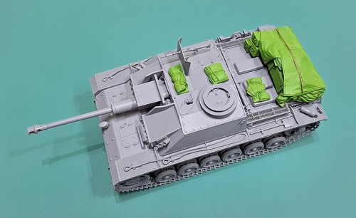 Eureka ER-3576 1/35 StuG III Ausf. G Stowage Set #2 - Picture 7 of 11