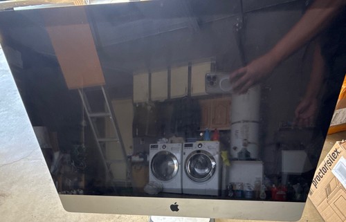 Apple iMac A1312 27" Desktop (October, 2009) - Customized - Picture 2 of 2