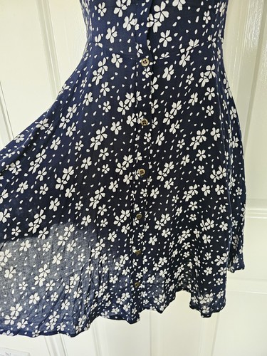 Kimchi Blue Floaty Button Front Tea Flare Dress Floral Navy Short Sleeve M - Picture 3 of 6
