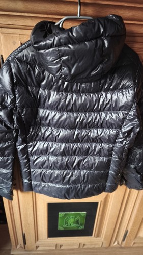 Uniqlo Leichte Daunenjacke Steppjacke Schwarz Kapuze Größe L - Bild 3 von 8