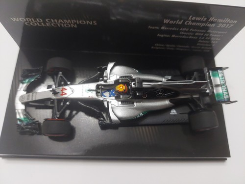 1/43 Minichamps Mercedes W08 AMG F1 #44 2017 Lewis Hamilton World Champion - Picture 3 of 7