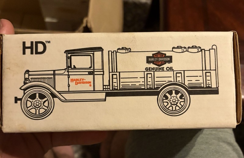 ERTL Harley Davidson HD 1931 Hawkeye Tanker Bank 1991 1:34 Scale See Photos Read