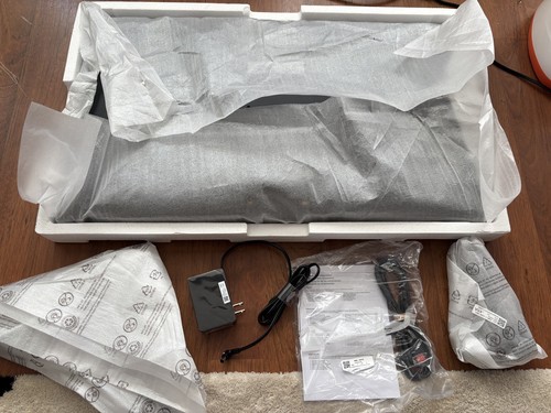 Samsung 32" ViewFinity UJ59 4K UHD AMD FreeSync Monitor 4ms 60Hz  - Picture 5 of 9