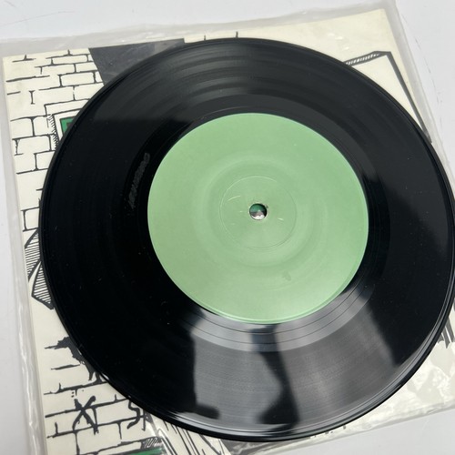 Vintage Green Day "Pick A Winner" & "Live At Gilman Street" 45rpm 7 Inch Vinyl - Picture 10 of 12