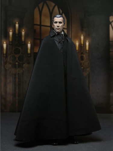 Ultimate Count Dracula - 7" Scale Action Figure - Hammer Films: Horror of Dracul - Picture 4 of 9