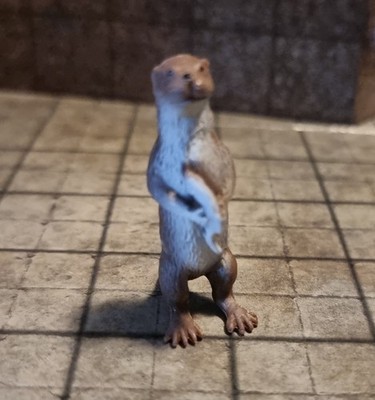 1 of/von 8 toys used as Giant Otter Familiar for D&D or Pathfinder