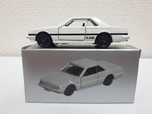 (Neu) Tomica - Nissan Skyline GT-ES Farbe Weiß Made In Japan