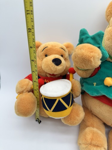 Coppia Peluche Disney Albero di Natale Winnie The Pooh 15” Batteria 10” Stuffy Holiday - Foto 3 di 14