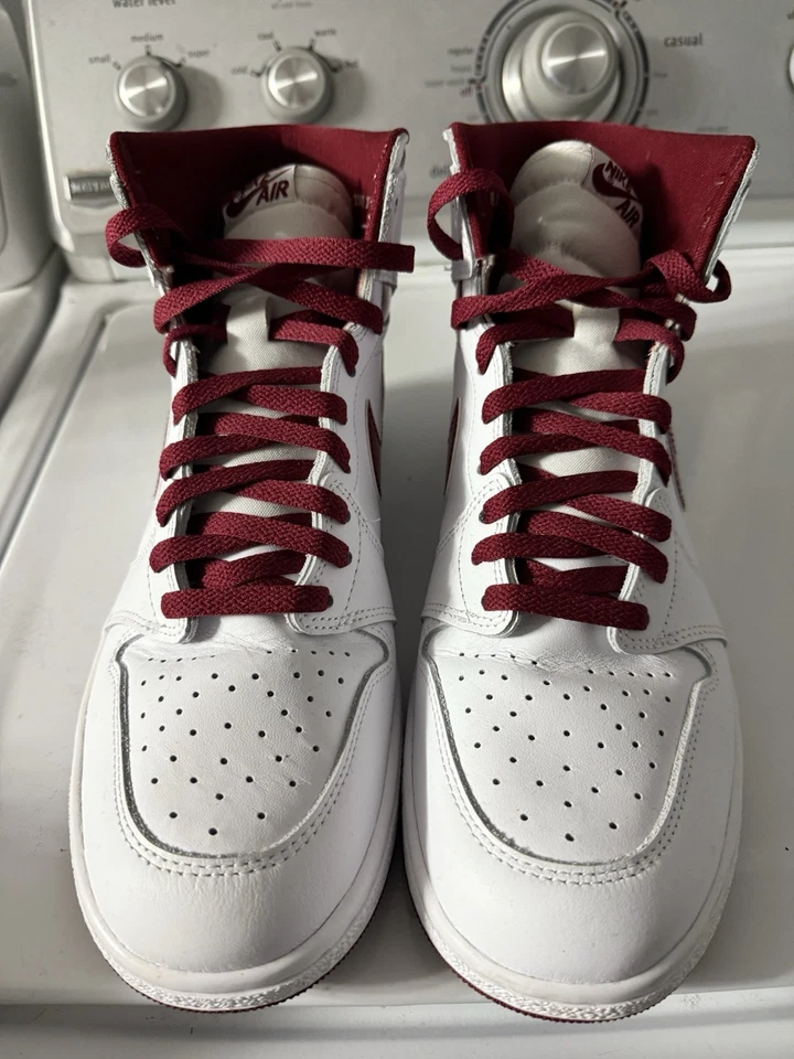 Air Jordan 1 Retro '85 OG Alto Metálico Borgoña Hombre 10.5 Foto 3 de 4