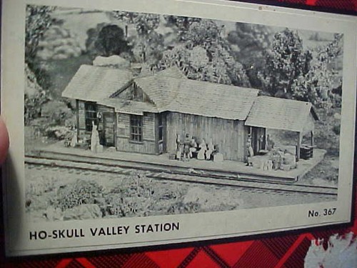 Campbell Escala Modelos 367-1695 Escala HO Skull Valley Estación Kit de Construcción - Imagen 2 de 2