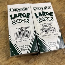 1 Dozen Crayola Large Crayons 12 Yellow 12 Green Brand New