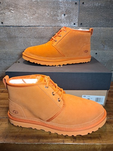 Scarpa chukka UGG US 10 Neumel Boot Clementine scamosciata foderata in lana EUR 43 - Foto 1 di 9