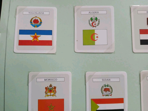 Liptons Original Tea Flags Of The World Set Of 50 Cards+ 1 Showing Reverse Side. - Picture 5 of 10