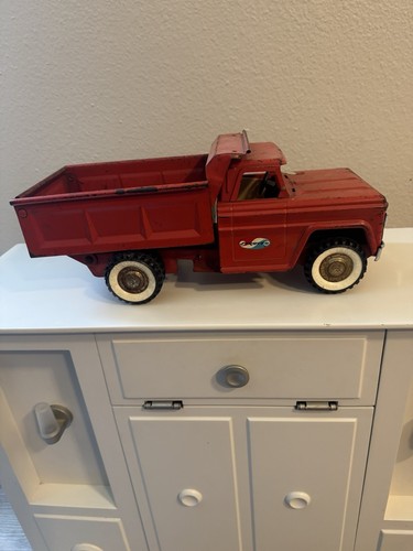 Vintage 1960's Structo Dump Truck! - Picture 4 of 8