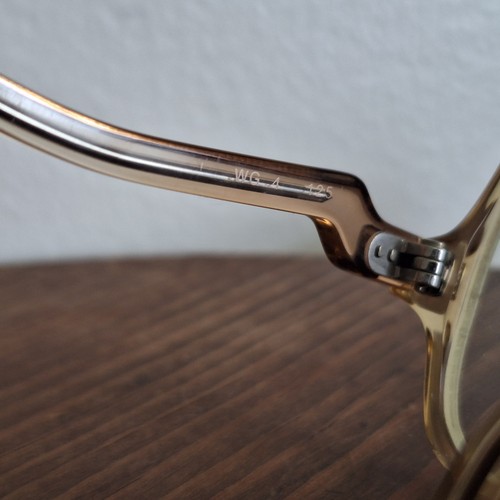 Vintage Univis Eyeglasses Frames Full Rim Retro 70s Gold USA-FRAMES ONLY-Read! - Picture 15 of 22