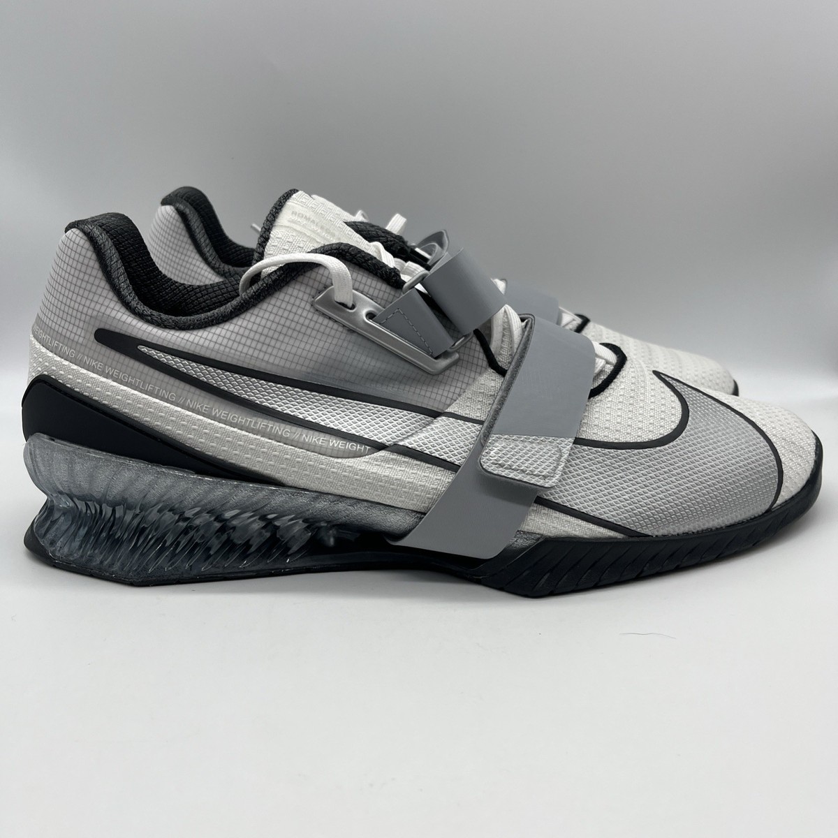 【希少】 Nike Romaleos 4 Black White 29cm Nike Romaleos 4 Weightlifting Shoes White Black CD3463-101