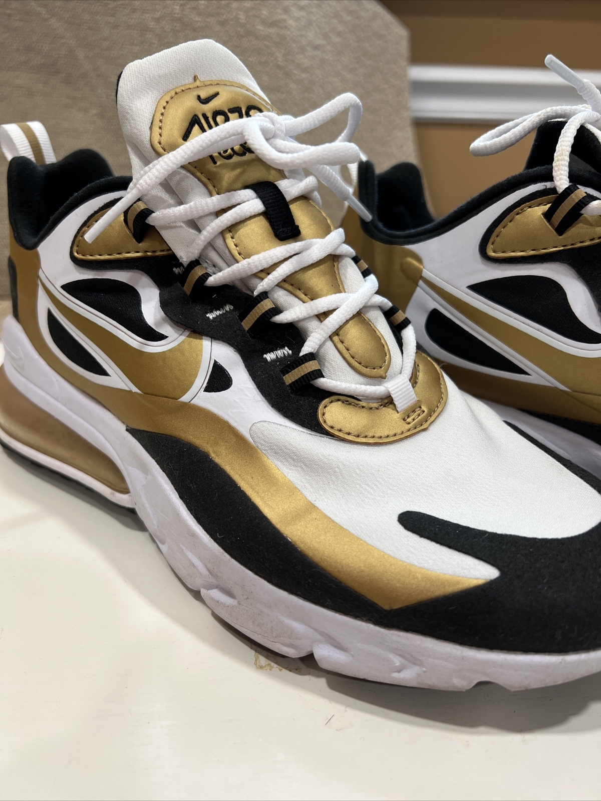 Nike Air Max 270 React Metallic Gold 