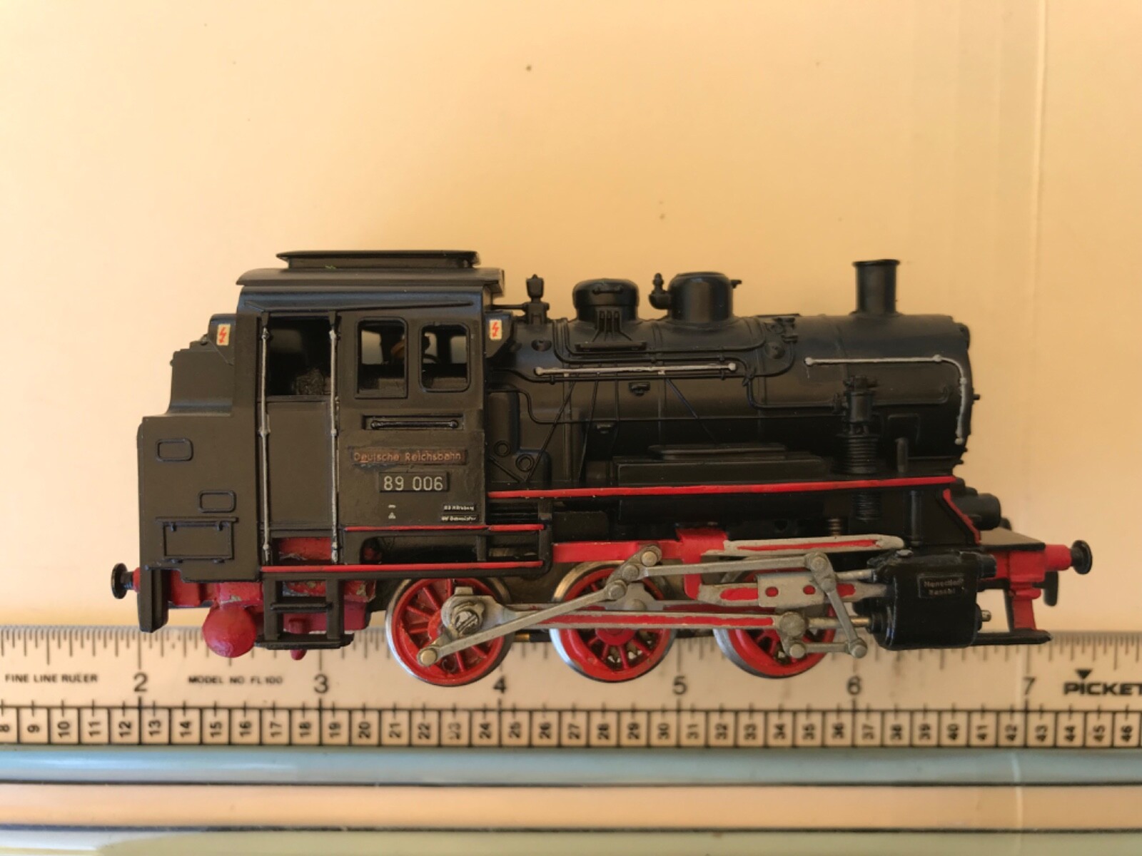 Bild 2 von 6