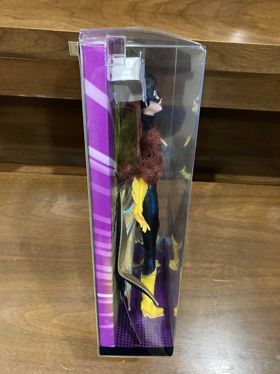 DC Universe Batgirl Barbie Collector Doll L9630 Pink Label DC Universe Batgirl Barbie Collector Doll L9630 Pink Label