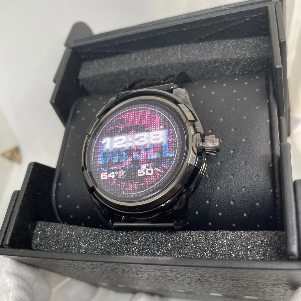 DIESEL ON FADELIGHT 44MM SMART WATCH With tag Case Black - Image 2 of 4