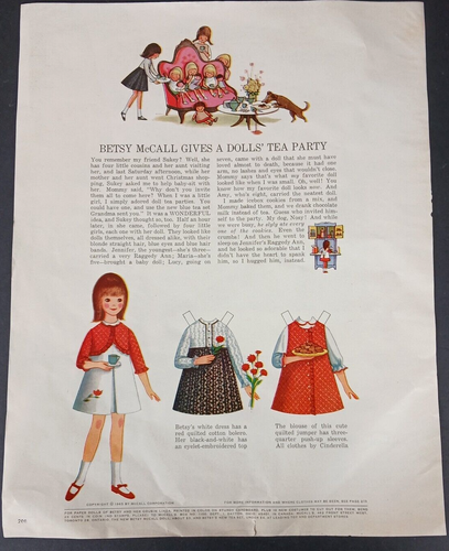 Vestido muñeca de papel anuncio impreso vintage Betsy McCall Gives A Dolls Tea Party - Imagen 1 de 3
