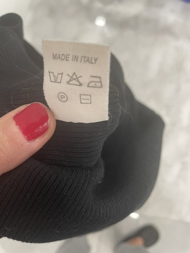 GUCCI CAMISETA SIN MANGAS NEGRA TALLA MEDIANA - Imagen 11 de 11