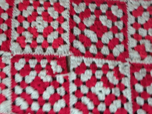 Trapunta vintage Boho all'uncinetto nonna quadrata canna di caramelle Natale afgano coperta 79 x 47" - Foto 4 di 7